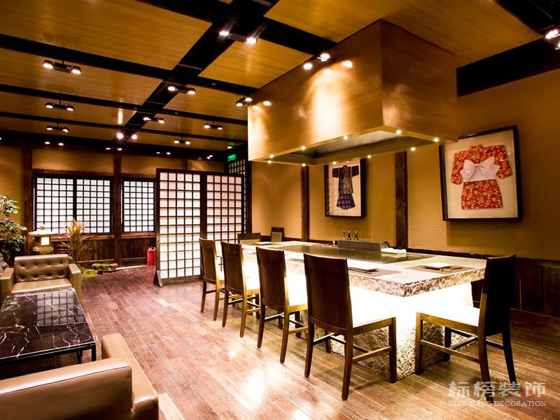 关于深圳餐饮餐厅装修设计要点是什么？